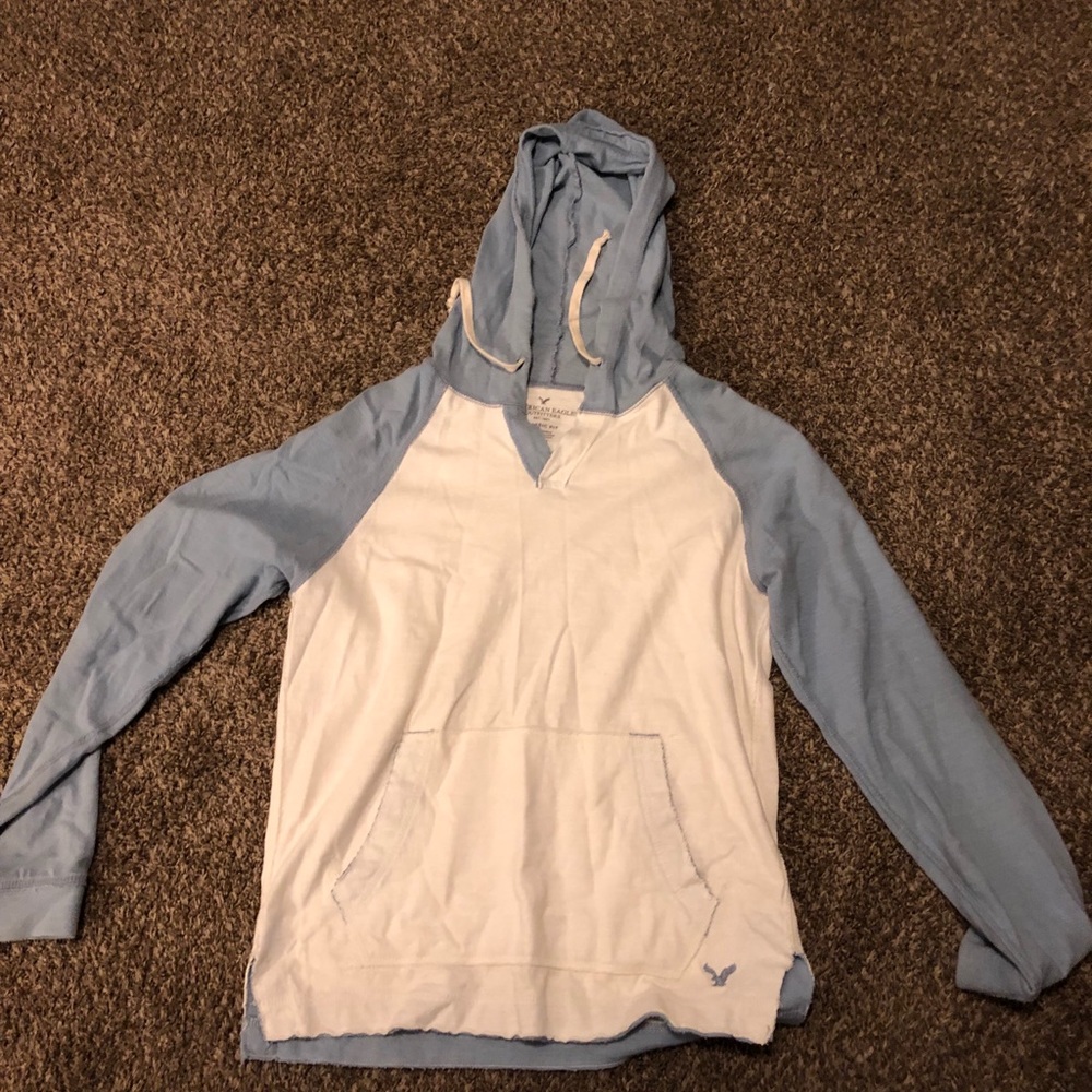 American Eagle shirt
